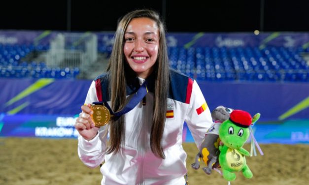 La extremeña María Corbacho consigue el oro en los Juegos Olímpicos de fútbol playa
