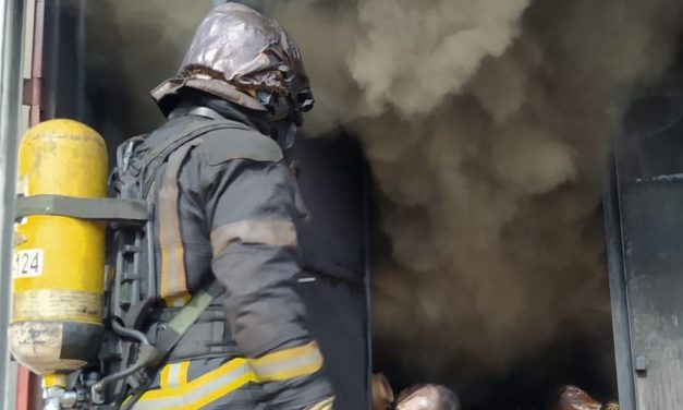 Fallece una persona en el incendio de una vivienda en Casas de Don Pedro