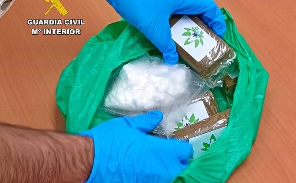 Detenidas cuatro personas con 4.625 dosis de droga destinada para el mercado ilícito