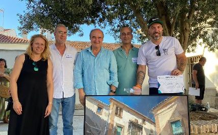 Cristóbal León gana el XI Concurso de Dibujo y Pintura al Aire Libre de Coria