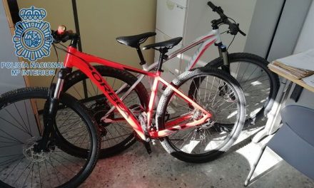 Un joven con amplio historial delictivo roba dos bicicletas valoradas en 2.000 euros