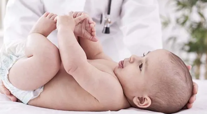 La Junta vacunará gratuitamente por primera vez a los menores de 6 meses contra el virus VRS