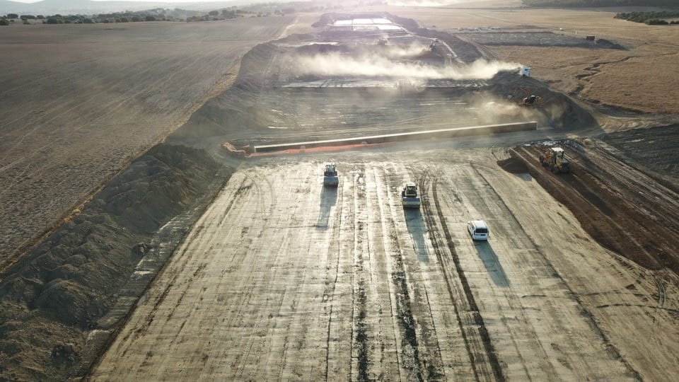 Avanzan las obras del aeródromo de Mirabel que tendrá una pista de 850 metros de longitud