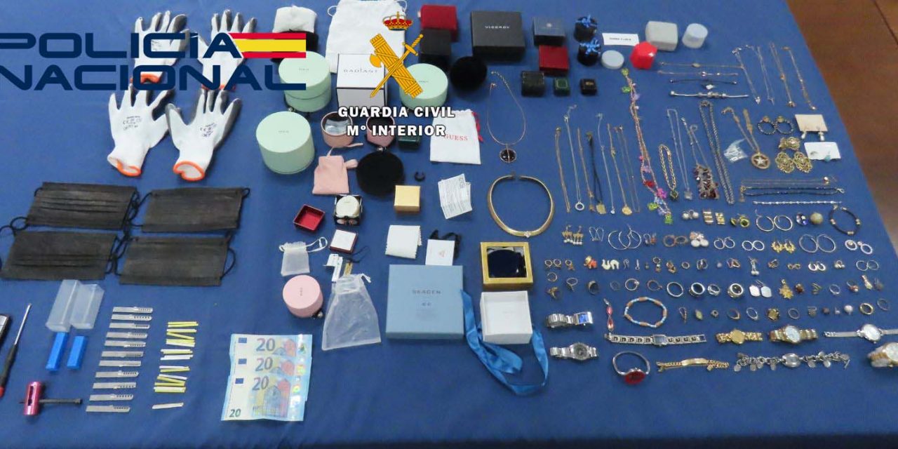 Dos personas detenidas por robar en varios domicilios de Badajoz y Mérida