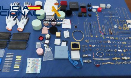 Dos personas detenidas por robar en varios domicilios de Badajoz y Mérida