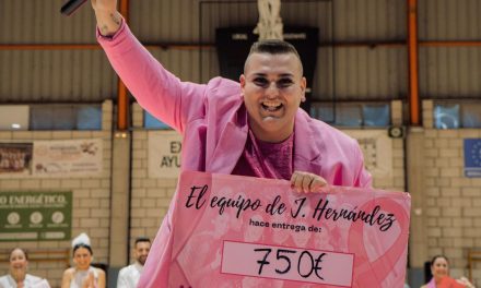El diseñador de Coria J. Hernández se une a la lucha contra el cáncer y dona 750 euros