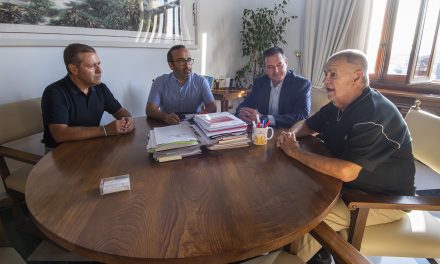 Empresarios de la Confederación Empresarial de Cáceres plantean sus objetivos a la Diputación de Cáceres