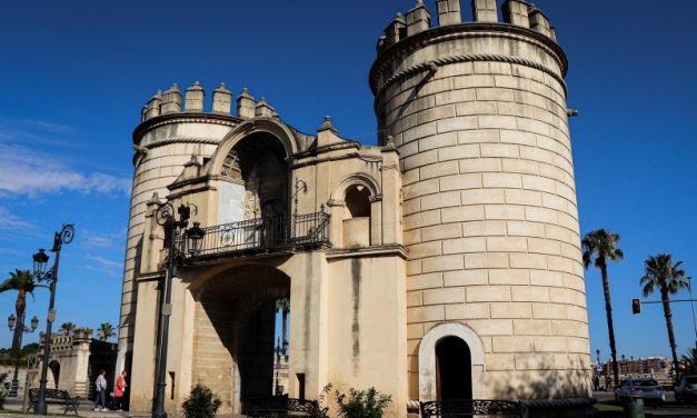 Los monumentos de Badajoz abrirán al público en horario ampliado a partir del viernes
