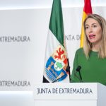 María Guardiola exige la dimisión de Pedro Sánchez para que deje de «enfangar» la política