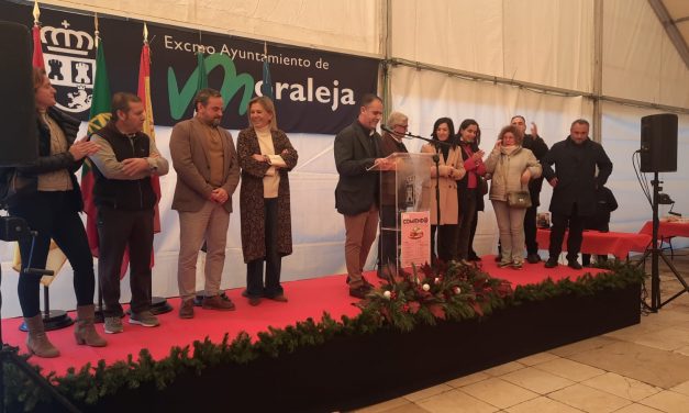 El alcalde de Moraleja reivindica en la Feria Encomiend@ la finalización de la Ex-A1