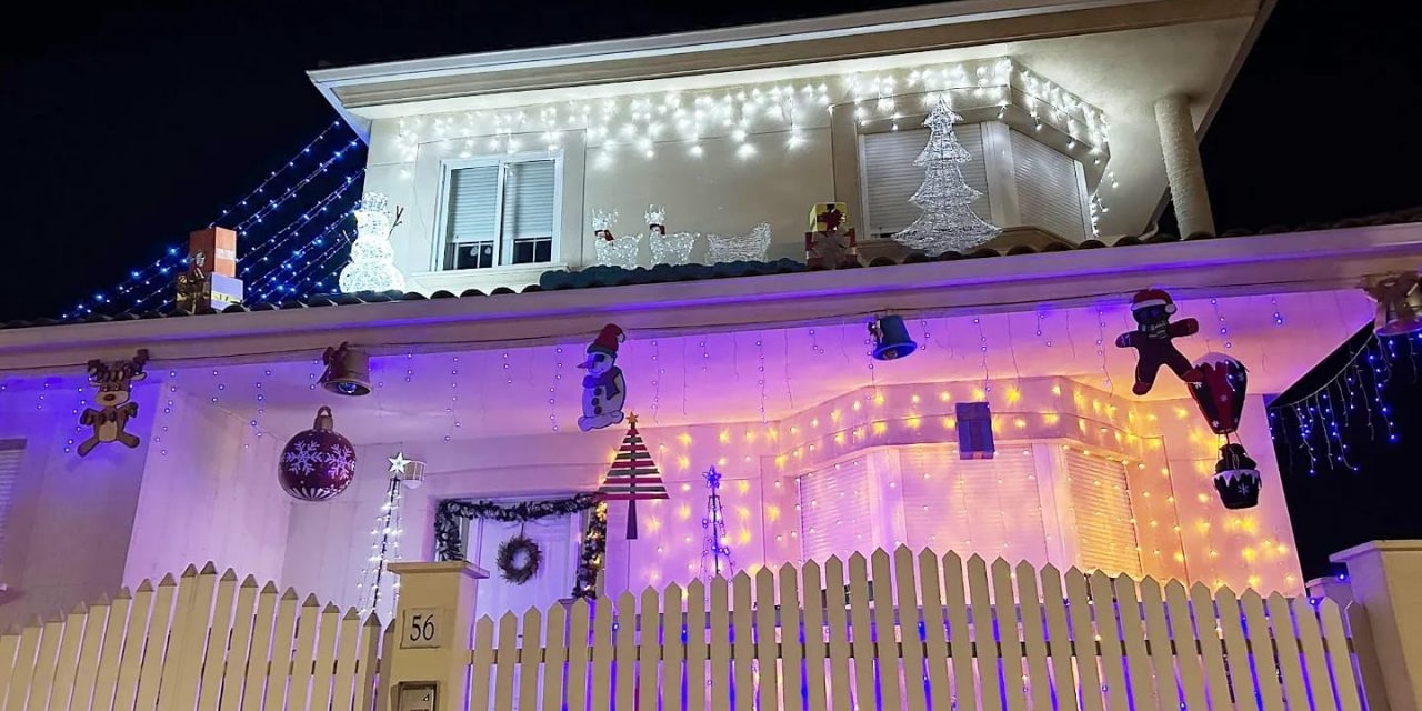 Talayuela premia la casa y el escaparate mejor decorados esta Navidad