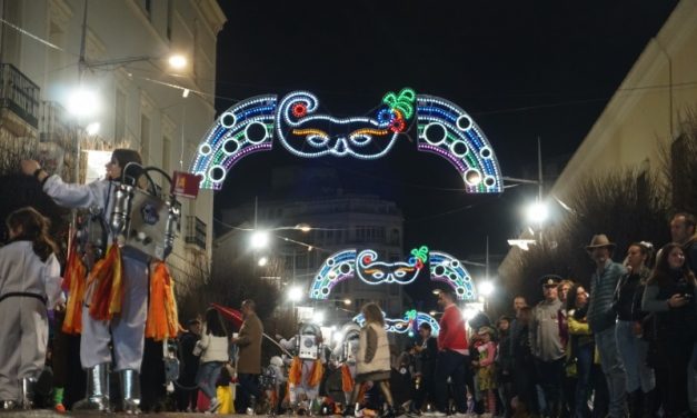 Badajoz ofrece un servicio especial de autobuses urbanos para el Carnaval