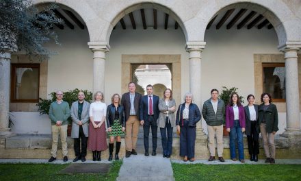La Junta de Extremadura acoge la presentación de la red «La Unión Europea en Extremadura»