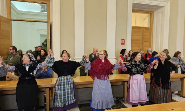 Las Lavanderas regresarán el año que viene a residencias de mayores, asociaciones y colegios de Cáceres
