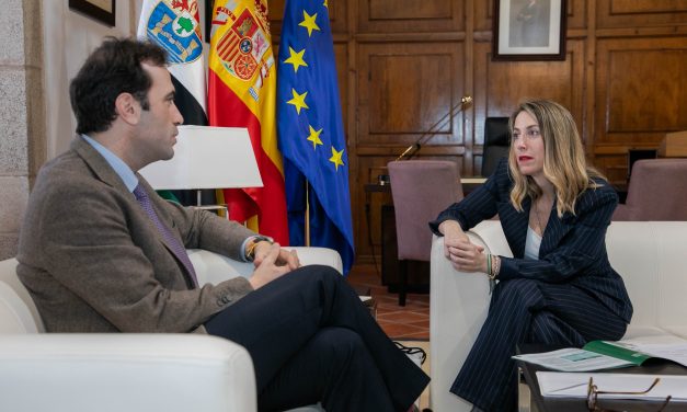 Guardiola pide al Gobierno que salde la deuda que ha impedido el desarrollo de Extremadura