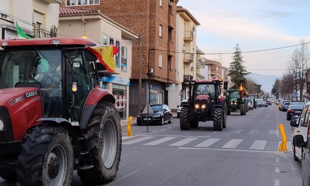 GALERIA: Así ha sido la protesta de los agricultores en Extremadura