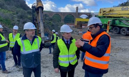 La Junta evita el colapso que ponía en peligro la obra del puente de Alcántara tras inyectar 6 millones de euros