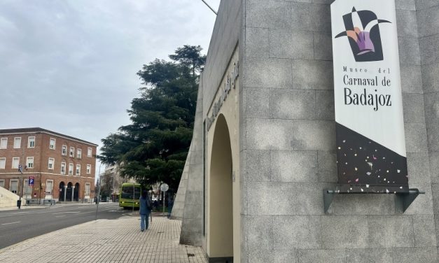 El Museo del Carnaval de Badajoz abre sus puertas junto a los monumentos de la ciudad