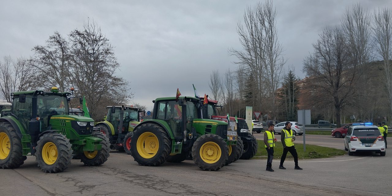 El TSJ de Extremadura rechaza el recurso y que los agricultores corten el tráfico en la A-5
