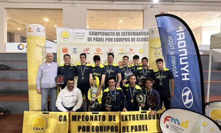 El Perú Cáceres Wellness revalida el título de campeón de Extremadura de pádel