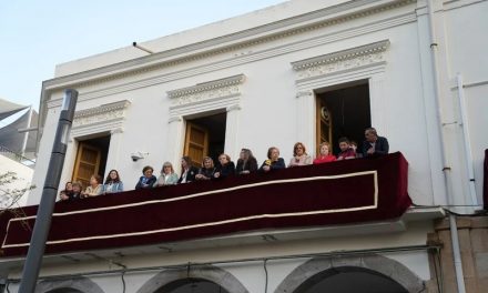 Más de 700 personas participan en el sorteo de los balcones para ver La Carrerita