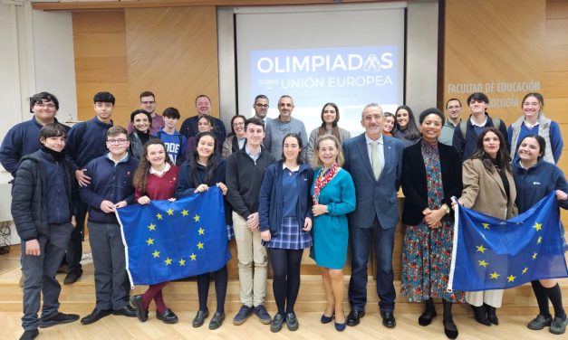 Ocho centros de enseñanza secundaria de Extremadura participan en las Olimpiadas sobre la Unión Europea