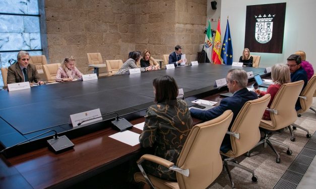 Extremadura destina 50 millones en ayudas para fomentar y consolidar el empleo autónomo
