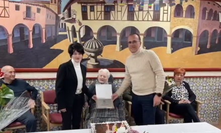 Navalmoral rinde homenaje a su vecina más longeva que hoy ha cumplido 105 años