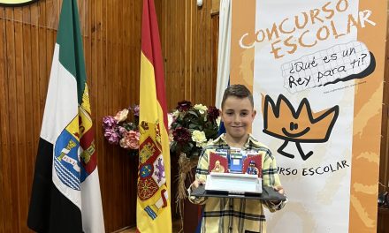 El alumno Carlos Tejado representará a Extremadura en el concurso «¿Qué es un rey para ti?»