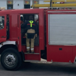 Los bomberos rescatan a dos personas que quedaron atrapadas en unos zarzales tras tener un accidente