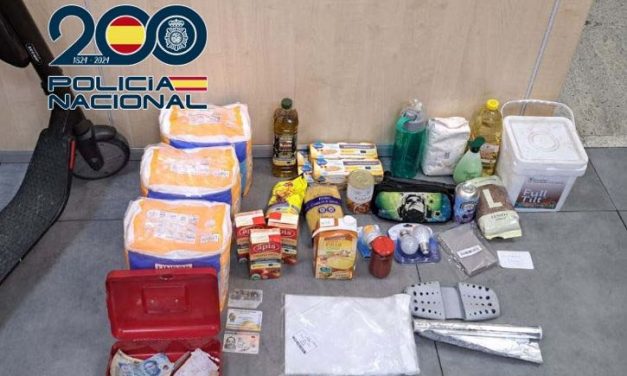 La Policía Nacional detiene a dos hombres acusados de vender droga en un sótano