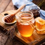 UPA-UCE vuelve a denunciar fraudes en el etiquetado de la miel extremeña