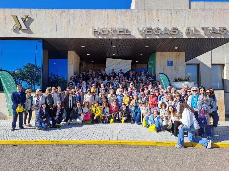 Más de 760 voluntarios colaboran con la AECC en la provincia de Badajoz
