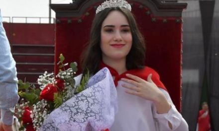 Ana Cañada: «Aún no me creo que haya sido elegida reina de las fiestas de San Juan»