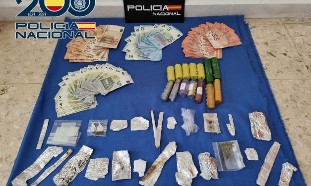 Tres detenidos por tráfico de drogas y un «fumadero» en la barriada del Cerro de Reyes de Badajoz