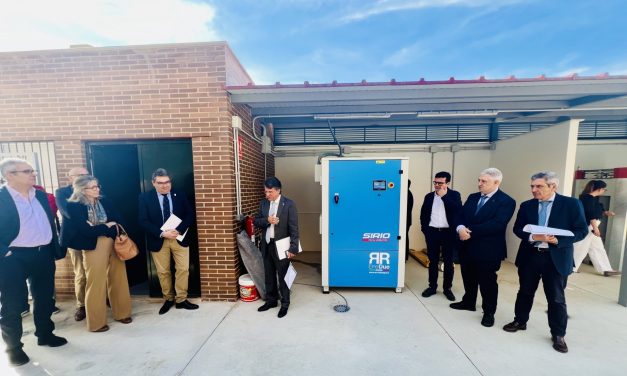 La Escuela de Ingenierías de la Universidd de Extremadura inaugura una planta de hidrógeno verde